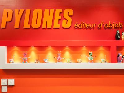 Pylones